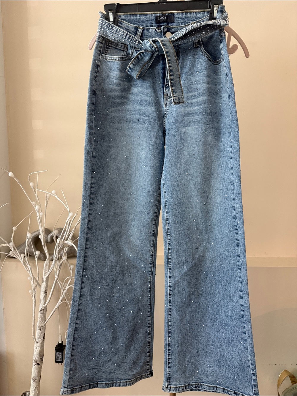 chic me Light Blue Wide-Leg Embellished Jeans with Self-Tie Belt
